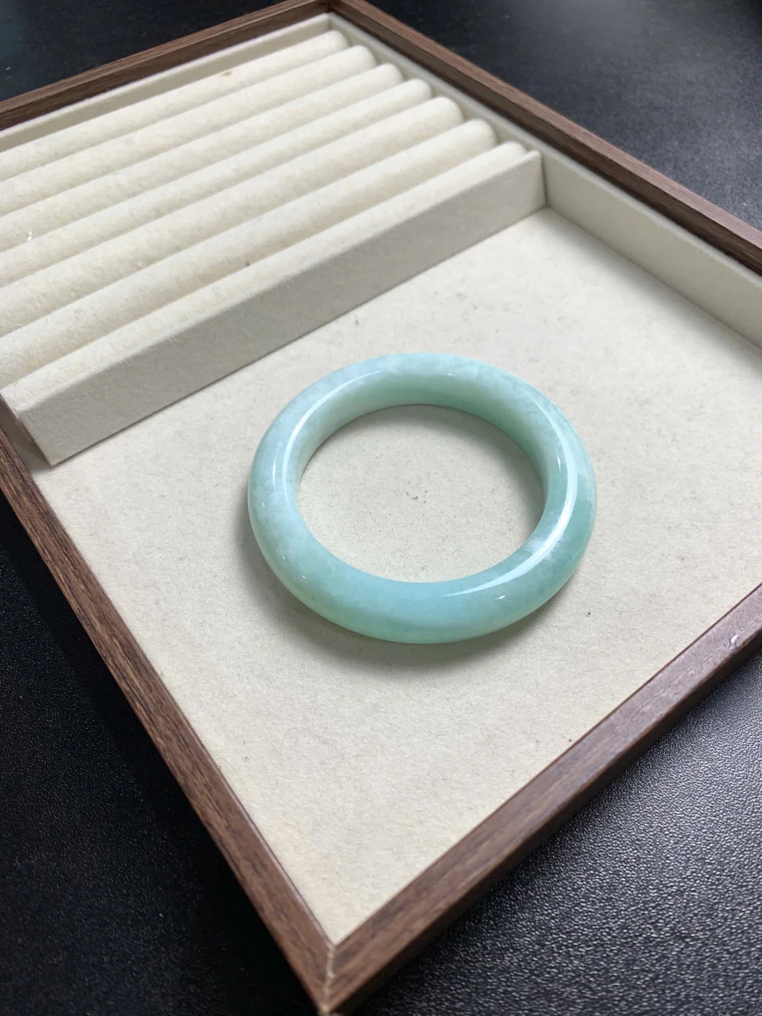 Tụ Nham Thiên Thanh Đông mã 10081