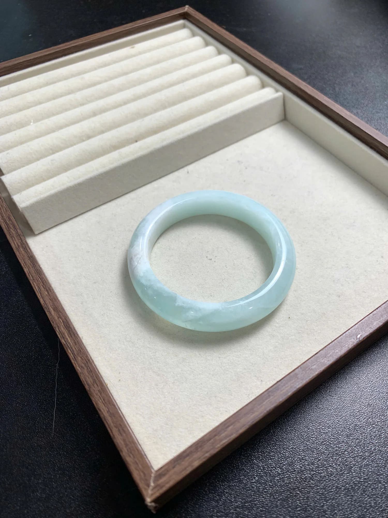 Tụ Nham Thiên Thanh Đông mã 10107