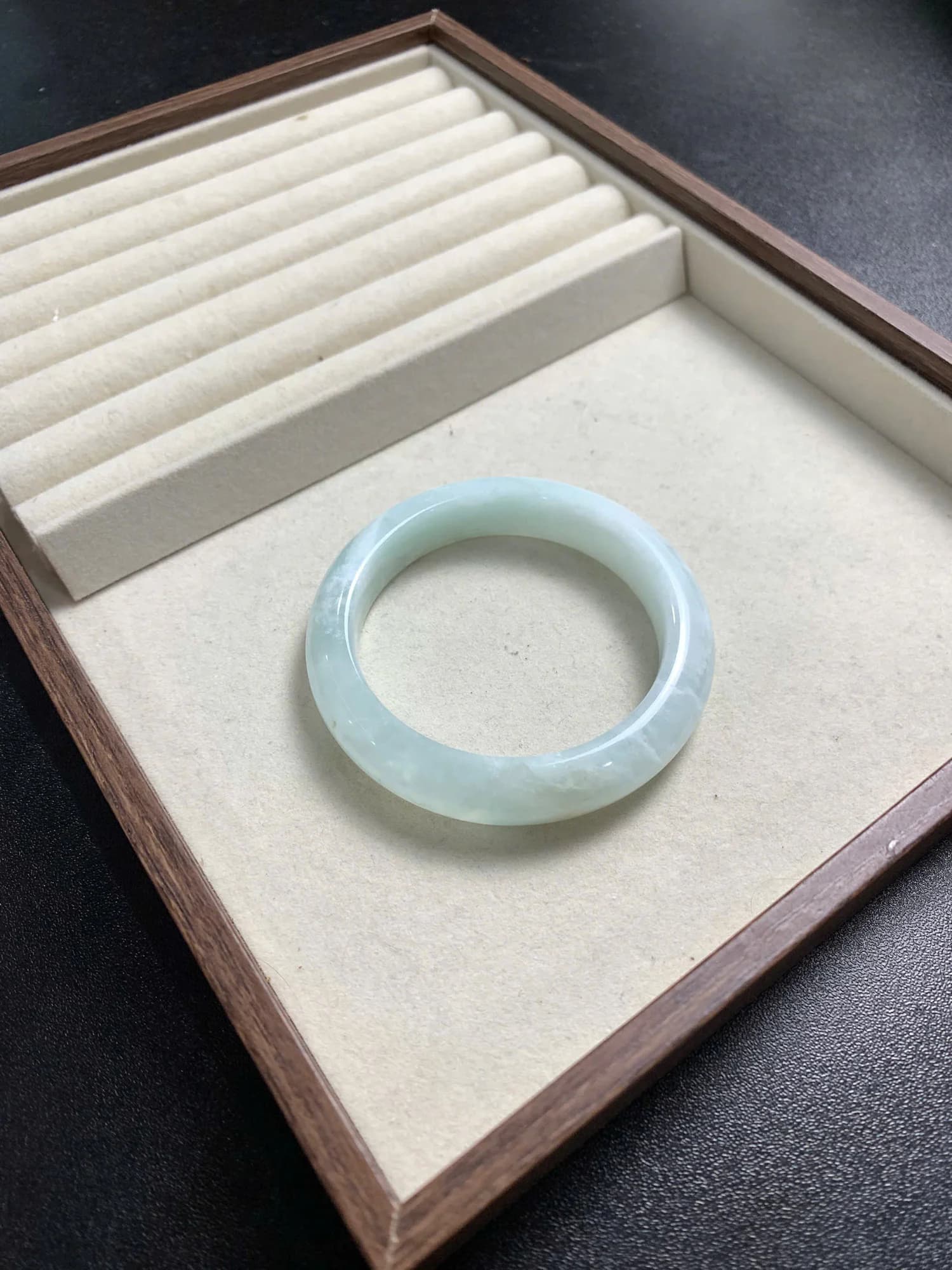 Tụ Nham Thiên Thanh Đông mã 10105