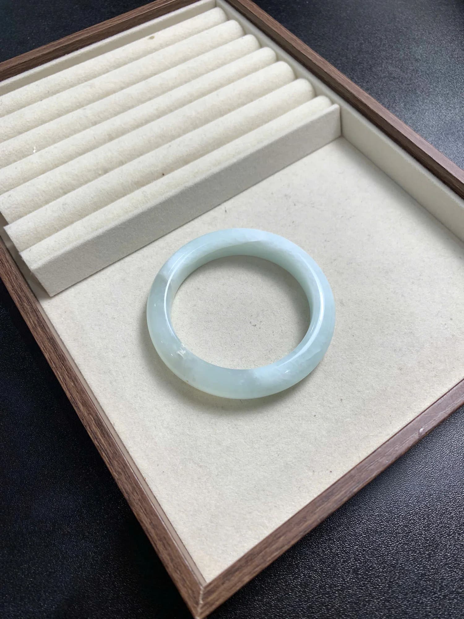 Tụ Nham Thiên Thanh Đông mã 10124
