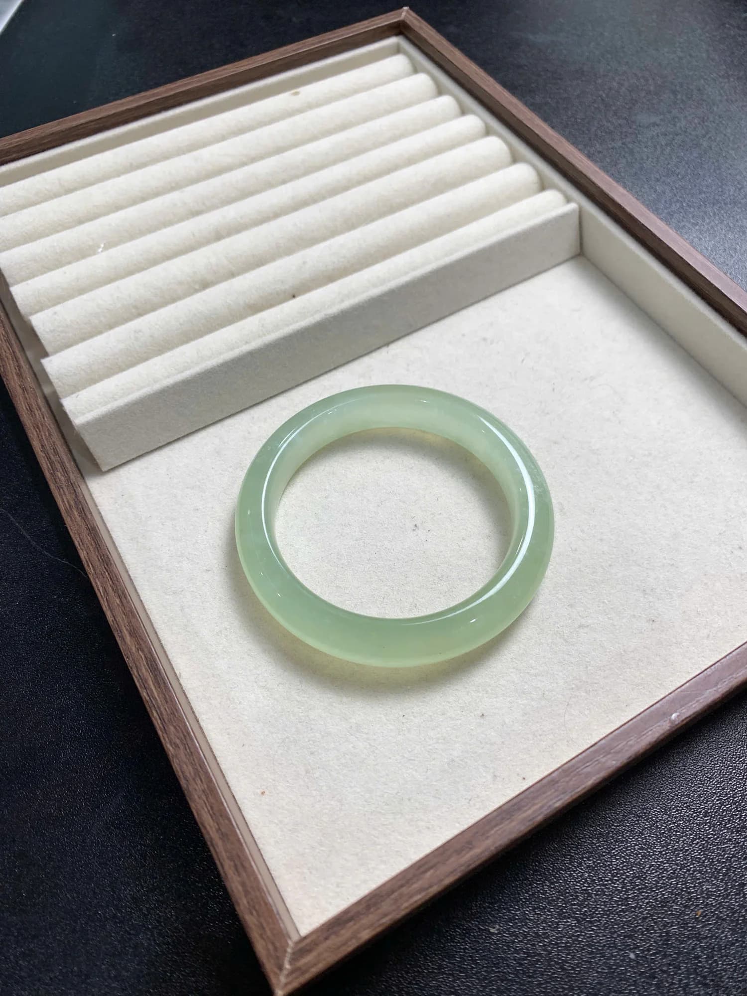 Tụ Nham Xanh Lá mã 10022