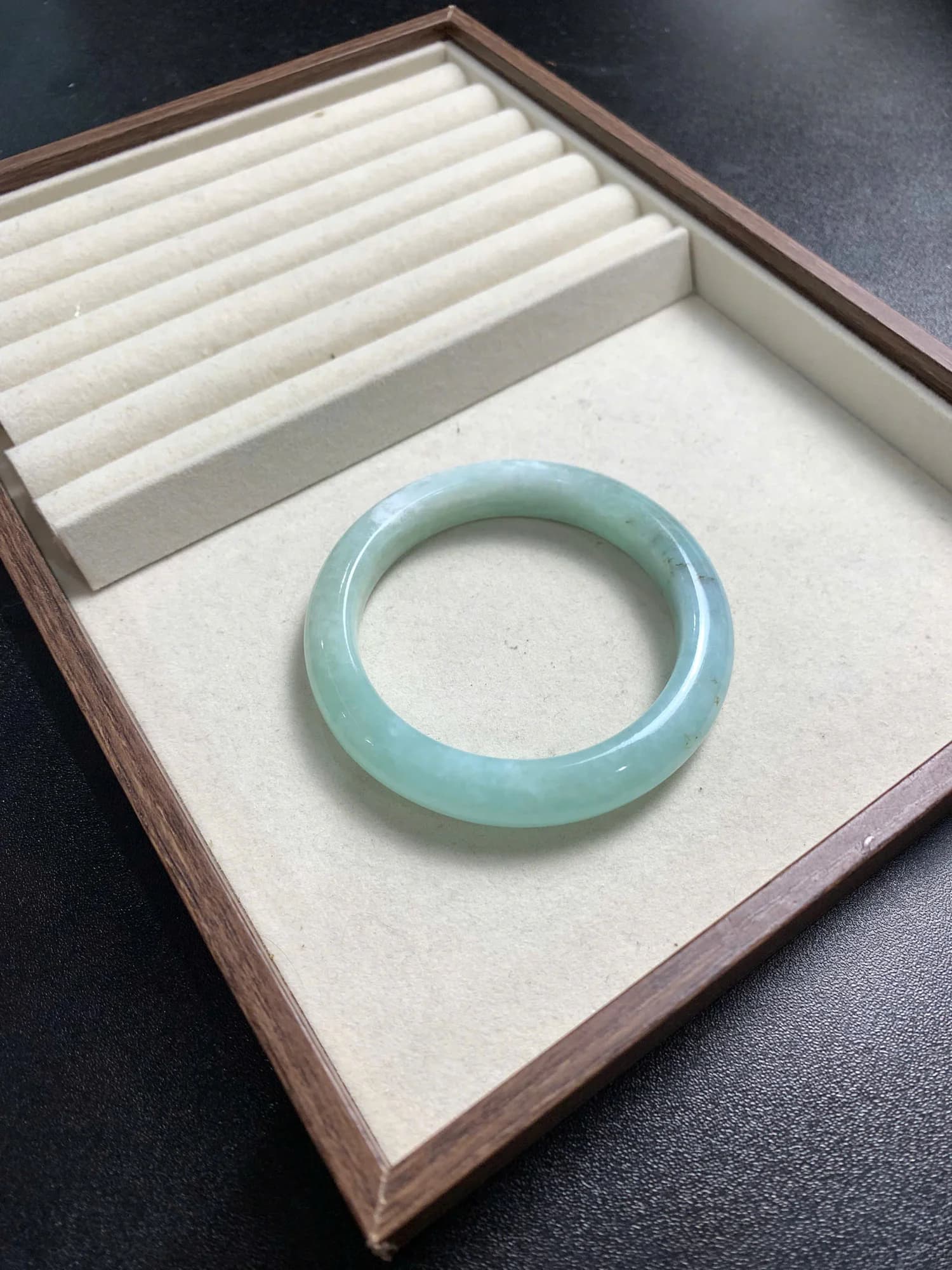 Tụ Nham Thiên Thanh Đông mã 10082