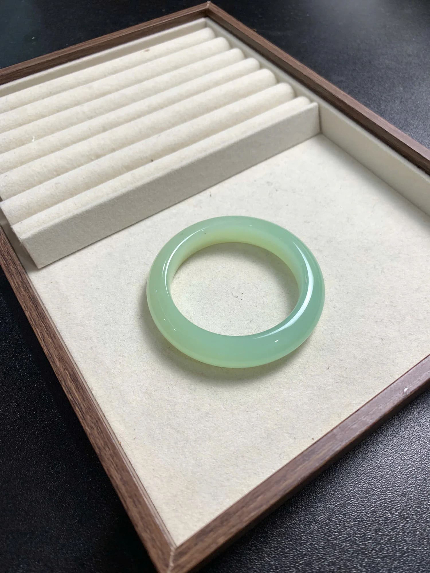 Tụ Nham Thiên Thanh Đông mã 10089