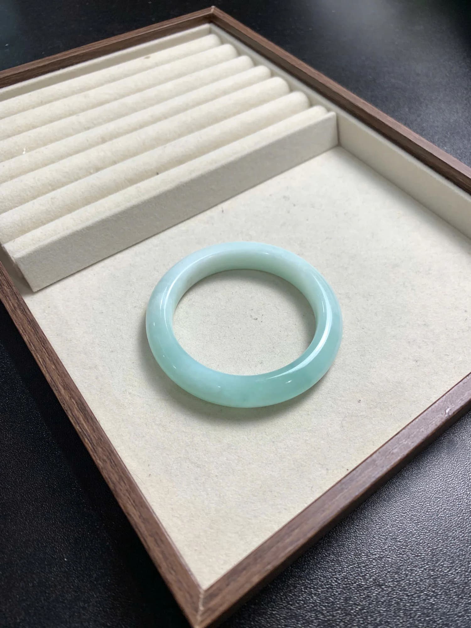 Tụ Nham Thiên Thanh Đông mã 10077